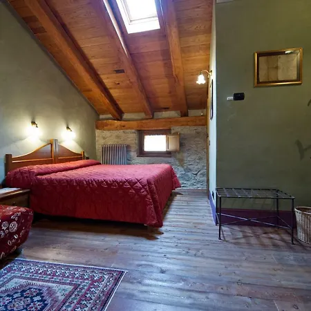 La Maison Des Vignerons D'hotes Farm stay Donnaz