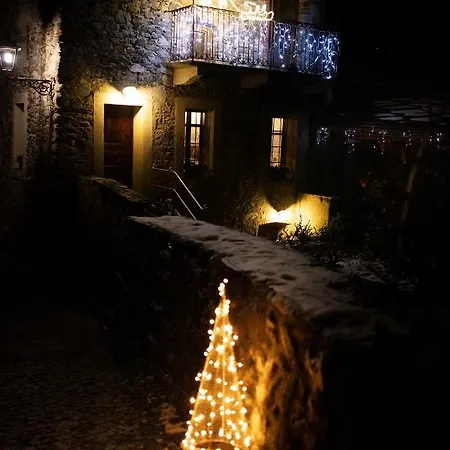 La Maison Des Vignerons D'hotes Lantgård